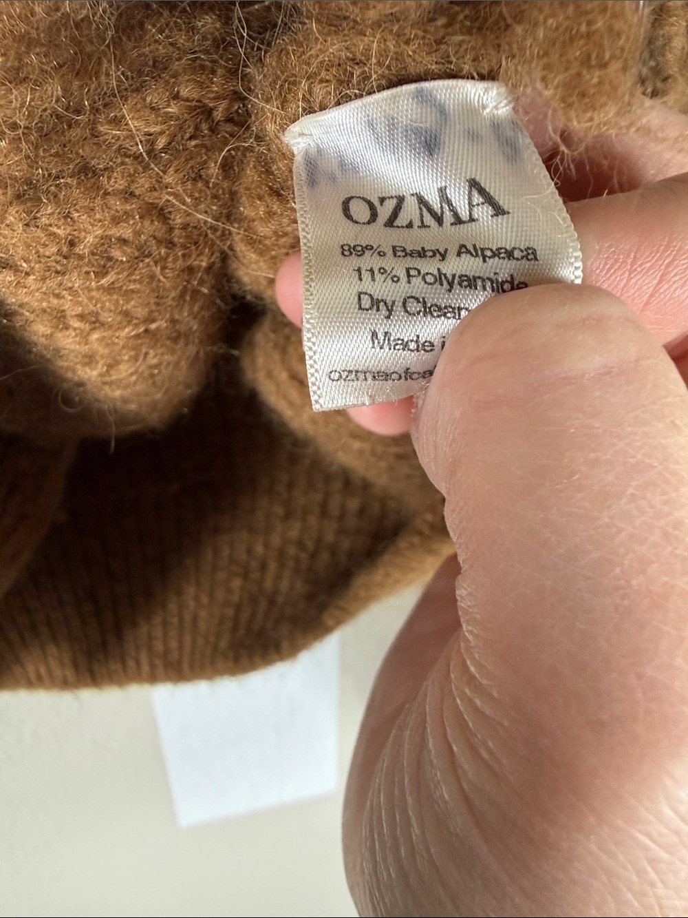 OZMA Sloan Cardigan in Fox - Picture 4 of 6